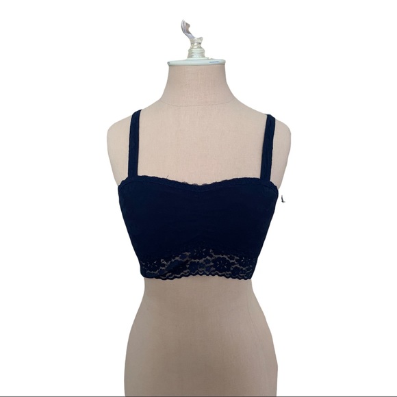 Gilly Hicks Other - Hollister Gilly Hicks Lace Bralette